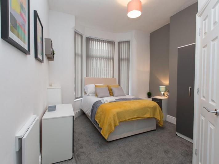 Townhouse @ 166 Ruskin Road Кру Номер фото